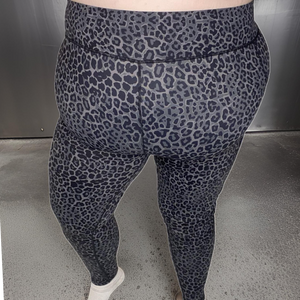 Full Length Legging with Side Pocket - Grey Leopard Print